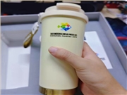 展覽會(huì)的客戶伴手禮選什么？這套白色禮盒客戶總帶著