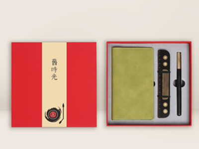 什么樣的商務(wù)禮品套裝，既實用，又大方。