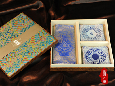 商務(wù)禮品如何定制，看看禮品定制網(wǎng)是怎么說(shuō)的？