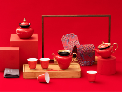 送領(lǐng)導(dǎo)送客戶的高檔會(huì)議禮品套裝推薦。