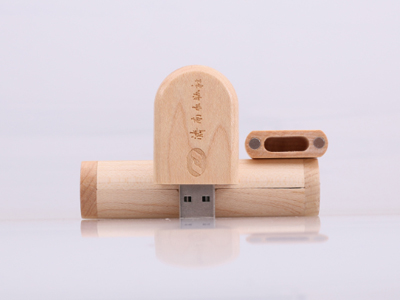 中禮集U盤(pán)定制網(wǎng)，教你如何定制一款屬于企業(yè)的專屬禮品U盤(pán)。