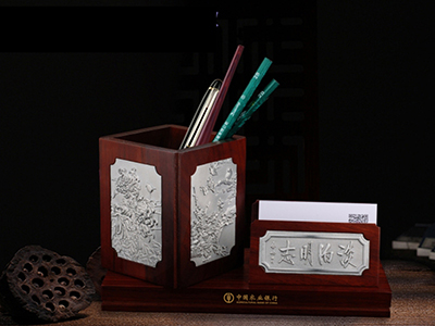 企業(yè)高端禮品推薦，1000左右的銀行禮品。